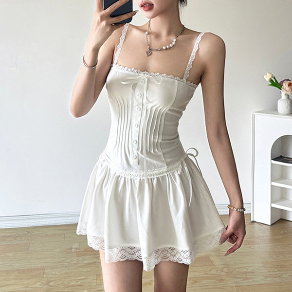 Mini-robe camisole zippée à col carré et ourlet en dentelle 