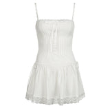 Mini-robe camisole zippée à col carré et ourlet en dentelle 