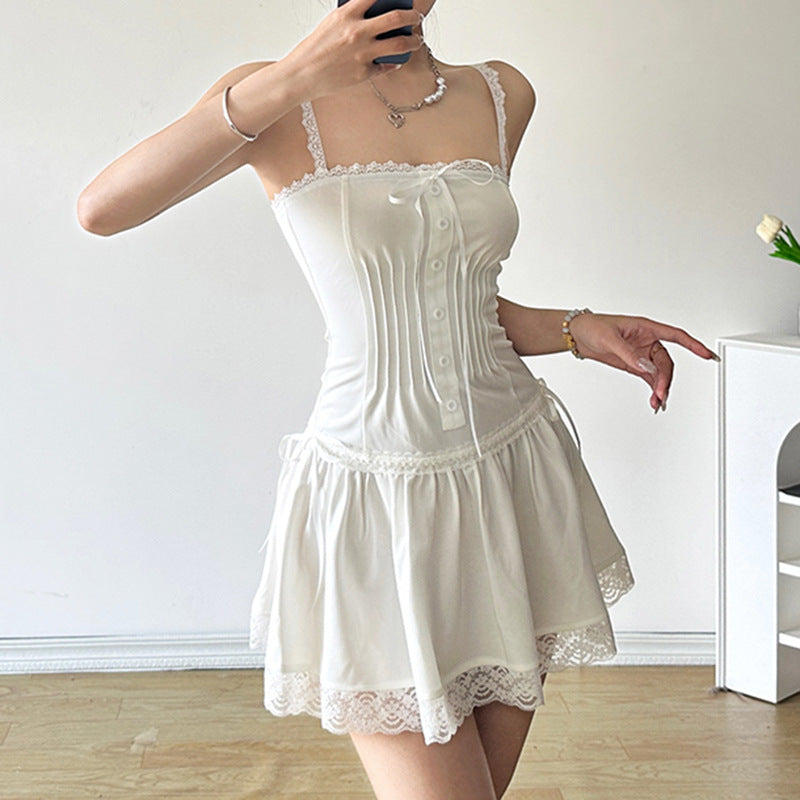 Mini-robe camisole zippée à col carré et ourlet en dentelle 