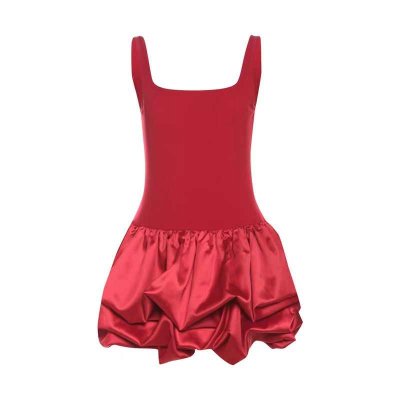Vestido mini de tirantes finos, de color liso, con escote en U y fruncido 