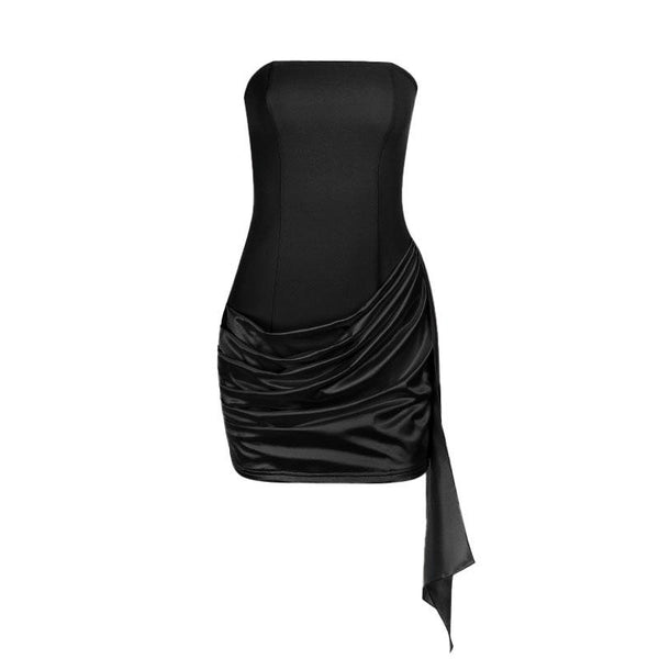 Mini-robe tube irrégulière en satin froncé 