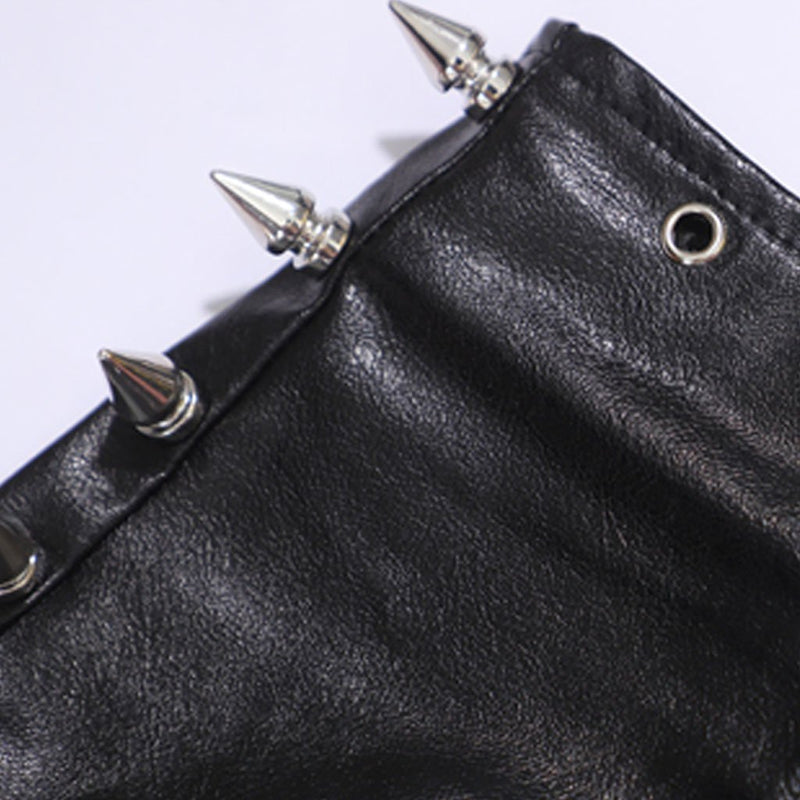 Mini-jupe unie ajourée en cuir PU avec rivets appliqués 