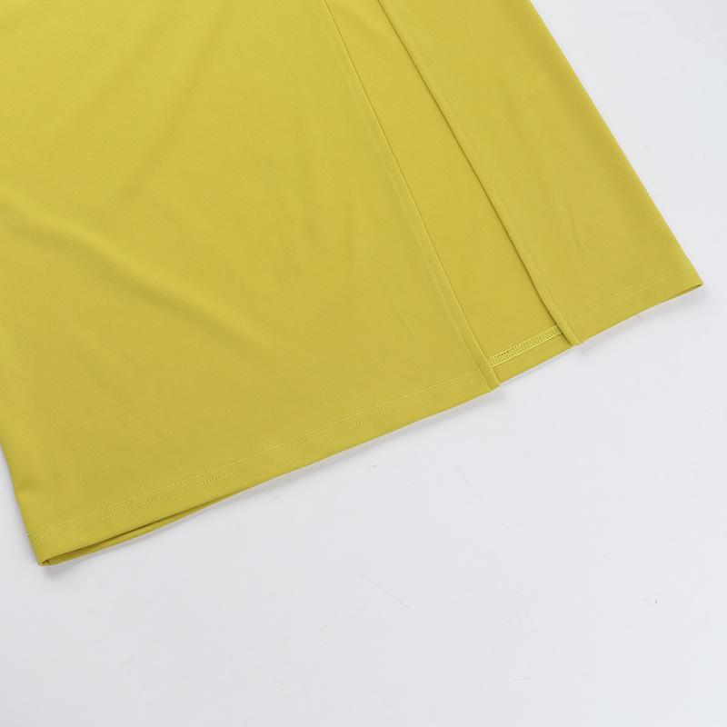 Mini-robe asymétrique froncée à fente creuse irrégulière 