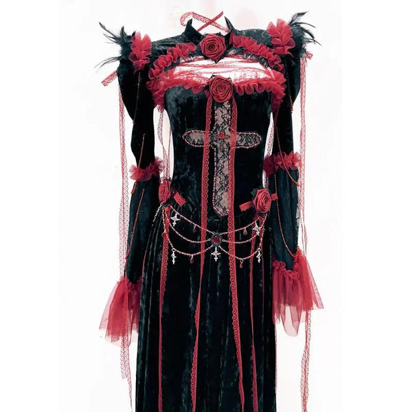 Robe longue à manches longues avec appliques florales et volants en plumes 
