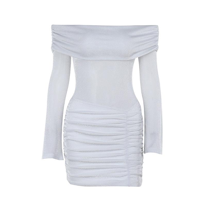 Minivestido fruncido de manga larga con hombros descubiertos 