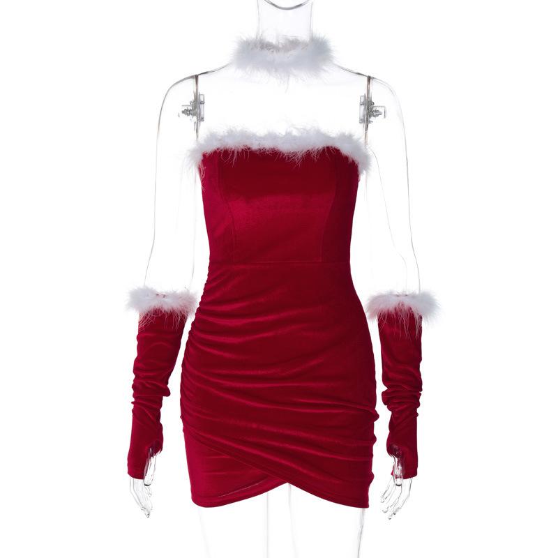 Vestido mini de tubo con espalda descubierta y guantes de plumas fruncidas 