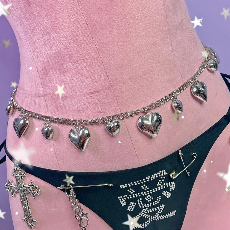 Chaîne de taille en métal avec décor de cœur argenté