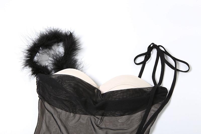 Mini-robe camisole à col en V en maille à nouer soi-même avec plumes 