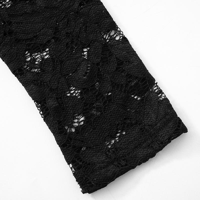 Robe longue en dentelle à manches longues et fentes ajourées sur les épaules 