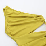 Mini-robe asymétrique froncée à fente creuse irrégulière 