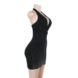 Mini-robe licou à nouer soi-même, froncée et perlée, col en V 