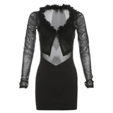 Mini-robe boutonnée à manches longues et col en V en maille avec plumes 