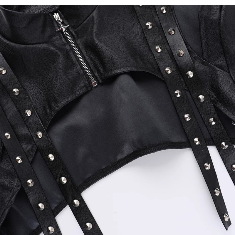 Top de manga larga con cremallera y apliques de remaches de cuero PU, calado 