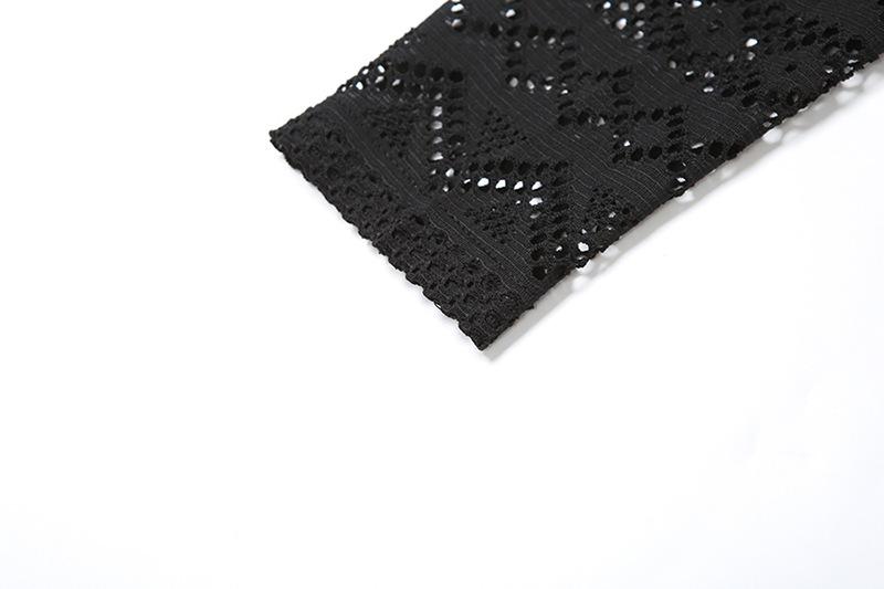 Conjunto de pantalón de manga larga con cuello redondo calado y tiro medio 