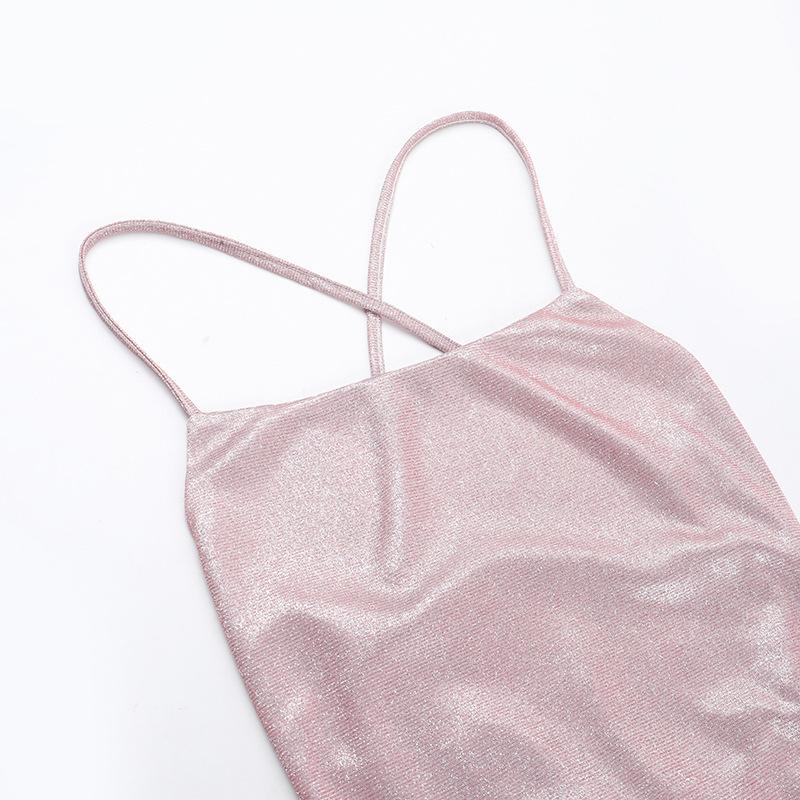 Robe courte à encolure carrée et dos croisé 