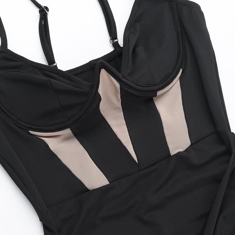 Vestido mini camisola sin espalda de malla fruncida 