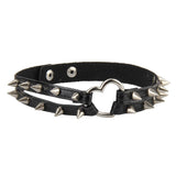 Collier ras du cou en cuir PU avec rivets en forme de cœur