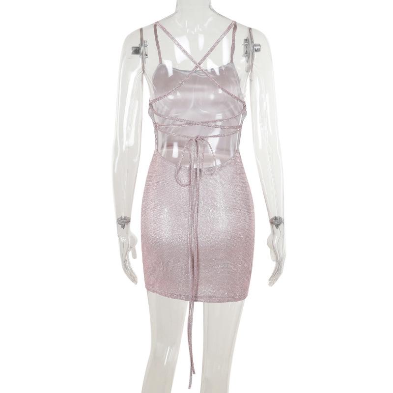 Robe courte à encolure carrée et dos croisé 