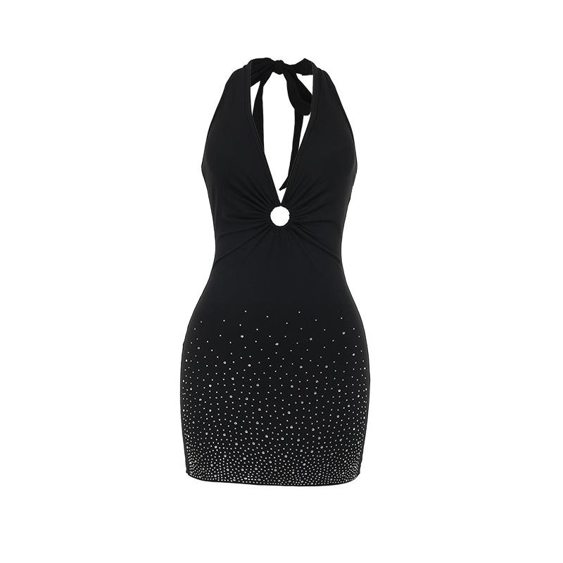 Mini-robe licou à nouer soi-même, froncée et perlée, col en V 