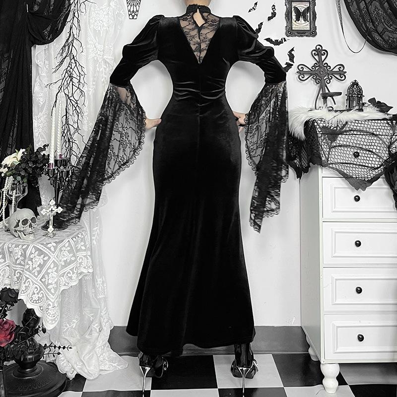 Robe midi en velours et dentelle à col ras du cou et manches longues évasées 
