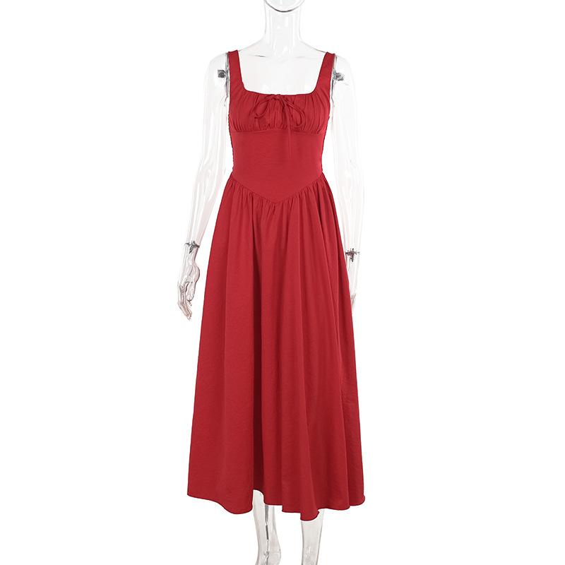 Vestido largo de tirantes fruncido con escote cuadrado 