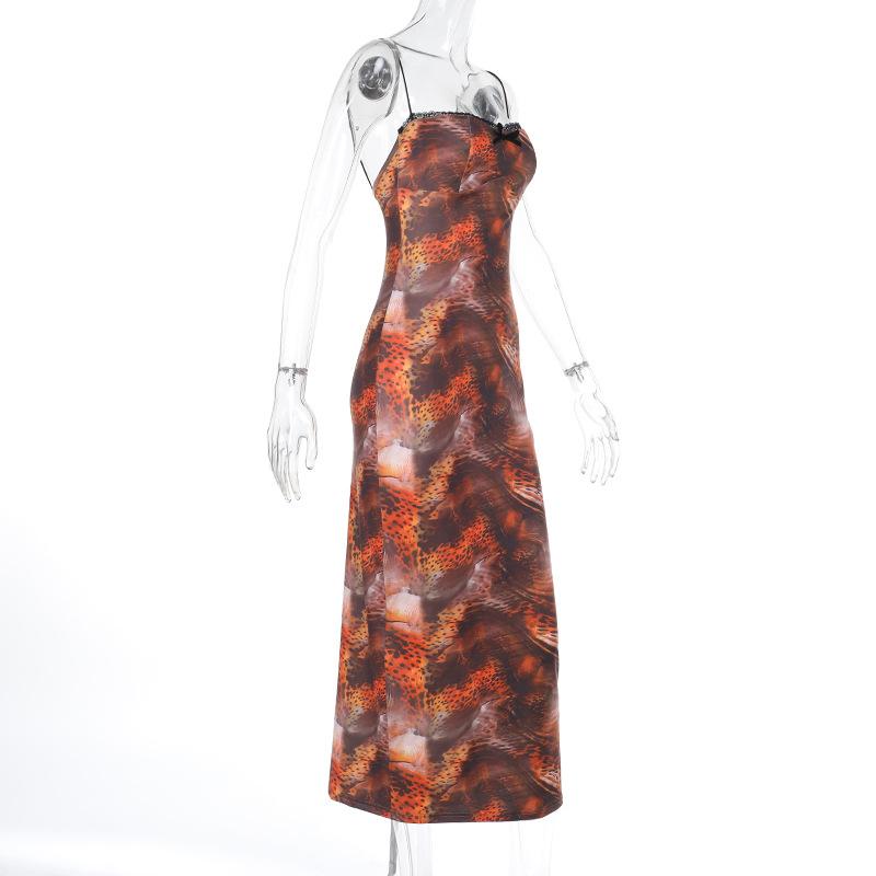 Robe midi camisole fendue à imprimé léopard et ourlet en dentelle avec nœud papillon 