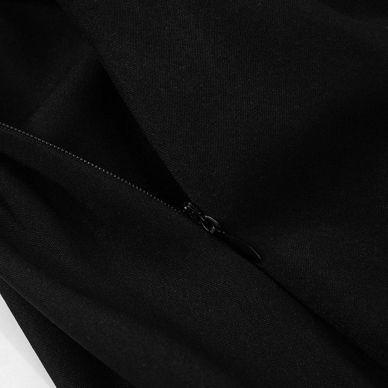 Mini-robe brodée à manches longues et col retourné avec fermeture éclair 