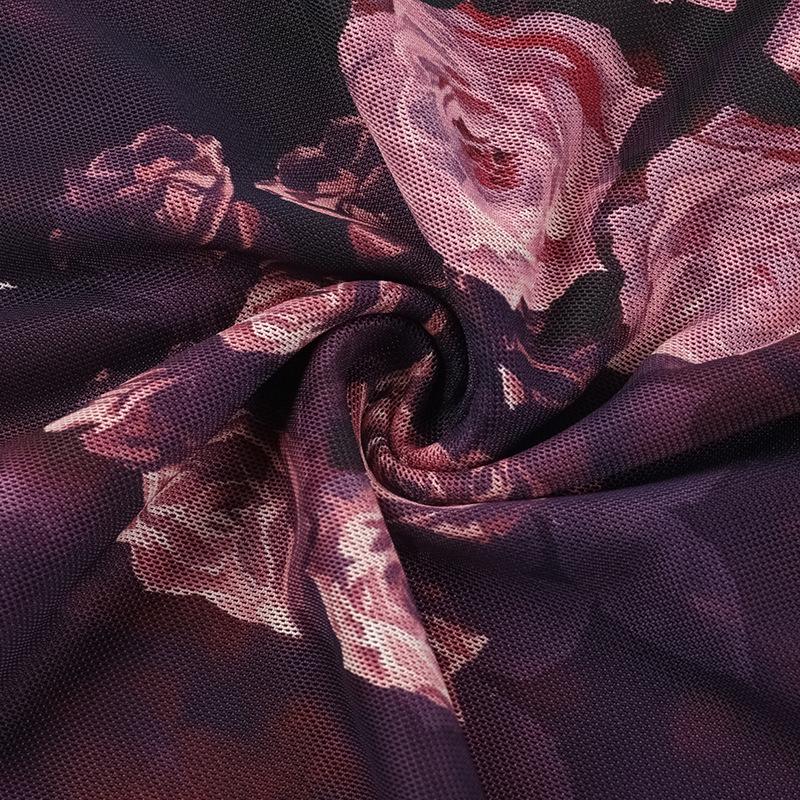 Robe longue à bretelles spaghetti et imprimé floral, col carré et dos croisé 