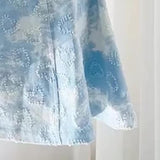 Vestido corto camisola de mezclilla con cuello en V y cuentas en contraste 