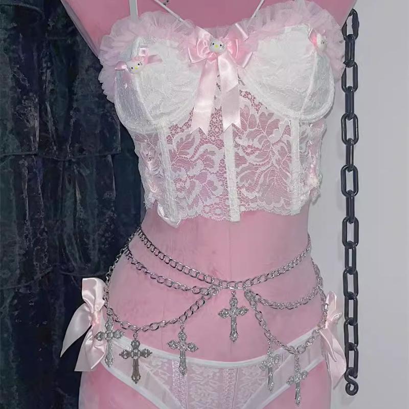 Chaîne de taille en métal avec décoration en croix