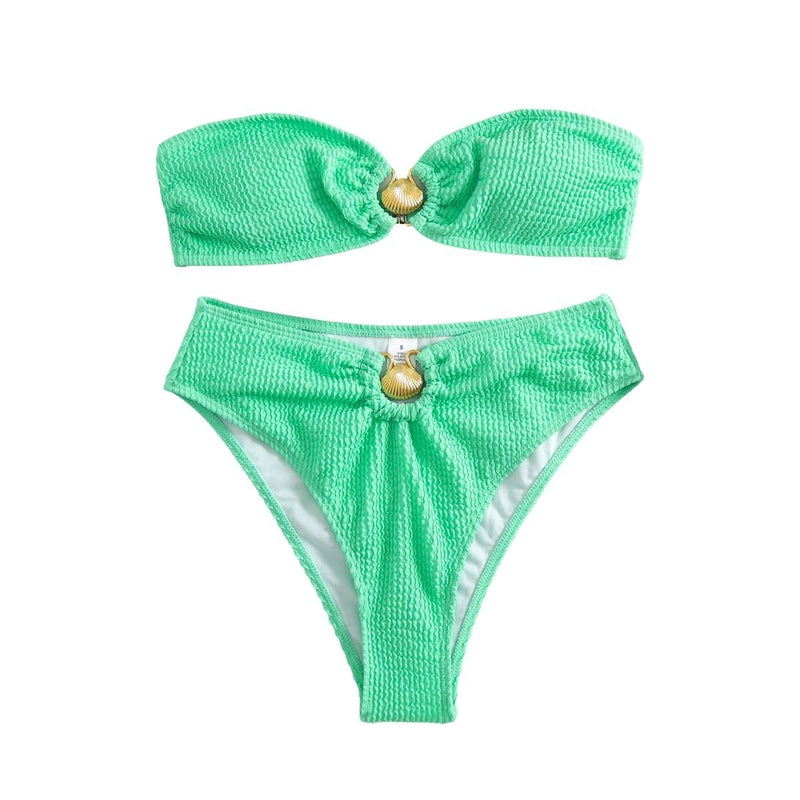 Traje de baño bikini de tubo con botones y espalda descubierta con textura y apliques metálicos 