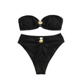 Traje de baño bikini de tubo con botones y espalda descubierta con textura y apliques metálicos 