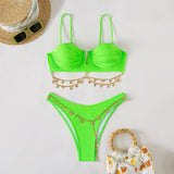 Maillot de bain bikini rembourré froncé avec chaîne en métal 