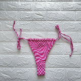 Traje de baño bikini sin espalda con contraste a cuadros y lazo tipo halter 