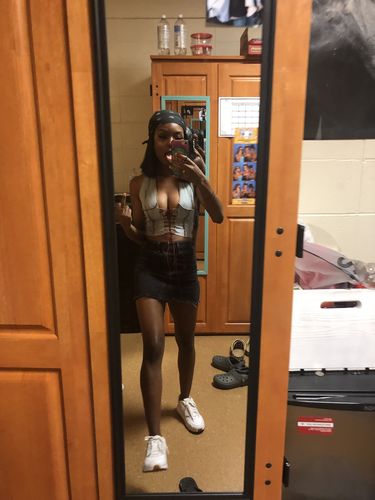 Halibuy Fashion review - Lace Up Halter Top