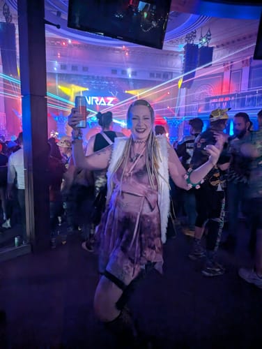 Halibuy Fashion review - Flared Sleeve Tie Dye O Ring Self Tie Halter Low Cut Mini Skirt Set