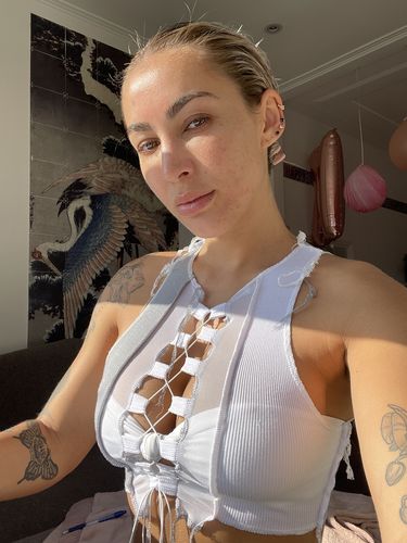 Halibuy Fashion review - Sleeveless Sheer Lace Up Crop Top