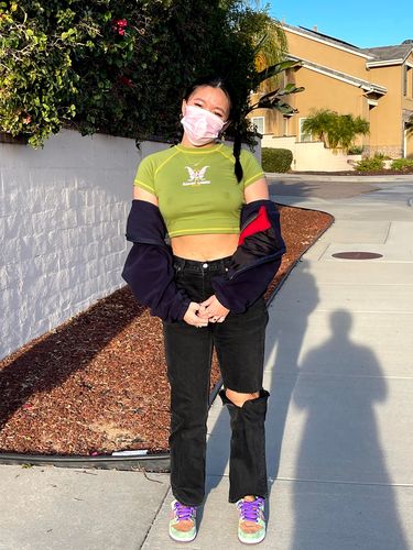 Halibuy Fashion review - Short Sleeve Crewneck Cartoon Print Crop Top