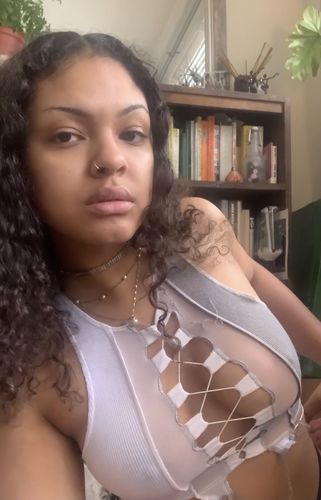 Halibuy Fashion review - Sleeveless Sheer Lace Up Crop Top