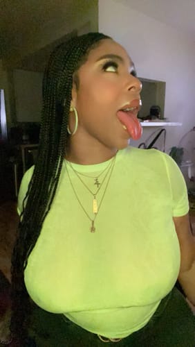 Halibuy Fashion review - Solid Short Sleeve Crewneck Ruched Top