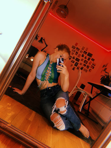 Halibuy Fashion review - Sleeveless Sheer Lace Up Crop Top