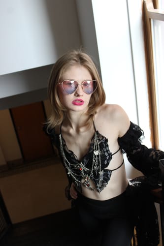 Halibuy Fashion review - Long Sleeve Lace Butterfly Pattern Metal Chain Mini Skirt Set